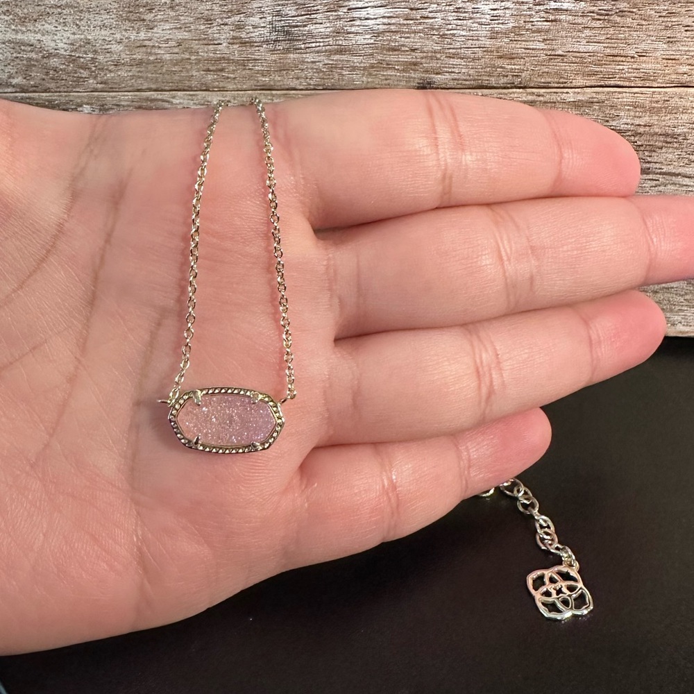 Kendra Scott Elisa Birthstone Rose Quart Pendant Necklace
